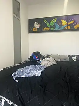 Snapshot of MrsFoucher chatting on March 9, 2025, 10:52 pm MrsFoucher online show from March 9, 2025, 10:52 pm