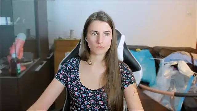 Snapshot of PumpkinCutiePie chatting on October 15, 2025, 4:59 pm PumpkinCutiePie online show from October 15, 2025, 4:59 pm