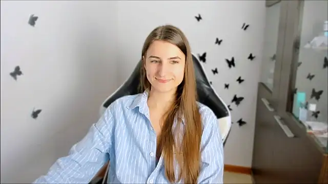 Snapshot of PumpkinCutiePie chatting on October 8, 2025, 1:34 pm PumpkinCutiePie online show from October 8, 2025, 1:34 pm