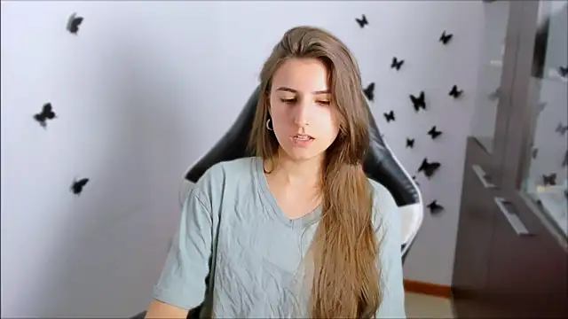 Snapshot of PumpkinCutiePie chatting on September 21, 2025, 4:23 pm PumpkinCutiePie online show from September 21, 2025, 4:23 pm