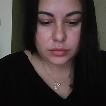 Snapshot of DaisyStreet chatting on October 23, 2025, 7:18 am DaisyStreet online show from October 23, 2025, 7:18 am