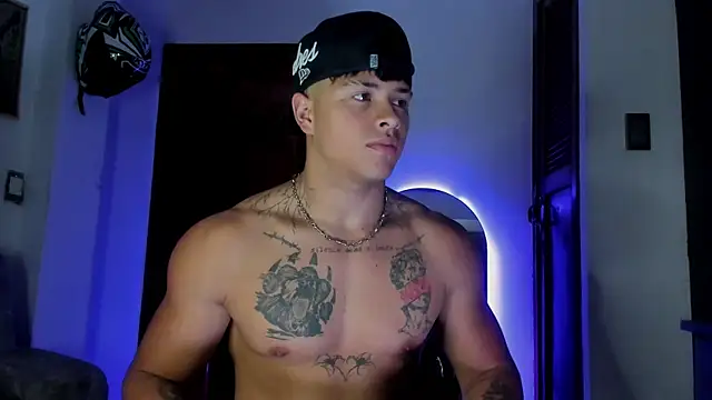 Snapshot of Dominic_Biker__ chatting on July 3, 2026, 3:35 am Dominic Biker online show from July 3, 2026, 3:35 am