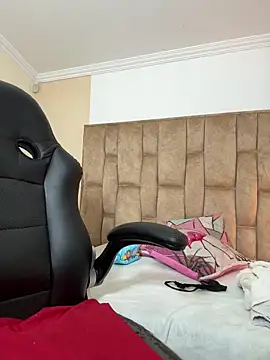 Hannagarces online show from February 2, 2026, 11:31 am