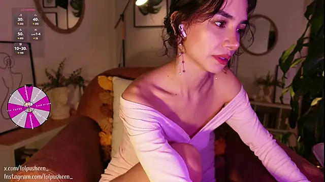 JulietteDee online show from February 28, 2025, 10:28 pm