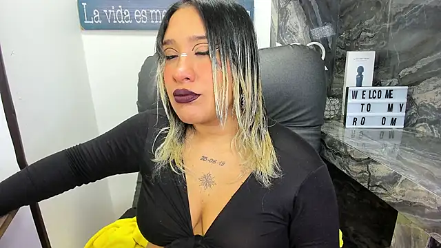 miss danika online show from May 4, 2026, 11:02 am