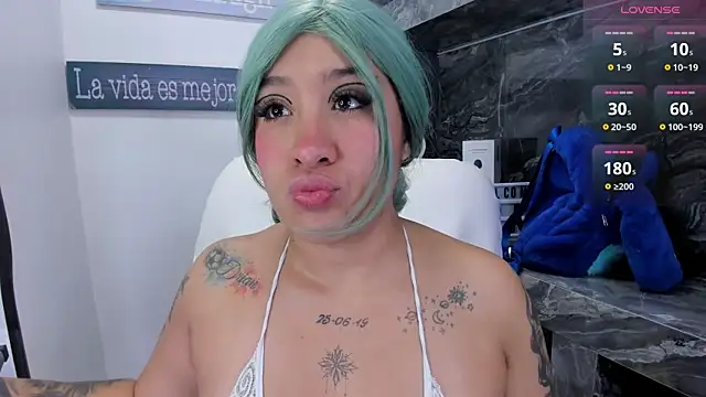 miss danika online show from November 24, 2025, 10:59 am