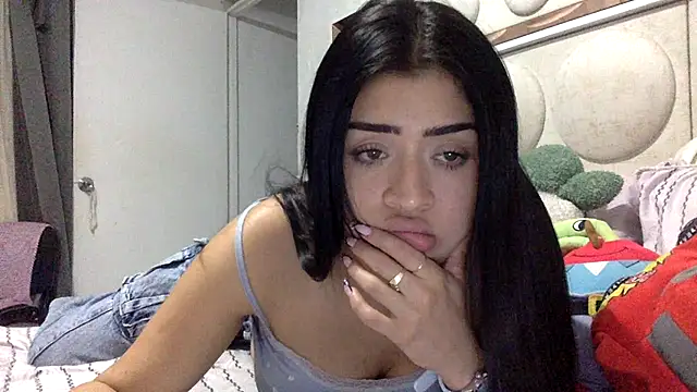 Snapshot of lucianaroy chatting on July 18, 2026, 1:25 am lucianaroy online show from July 18, 2026, 1:25 am