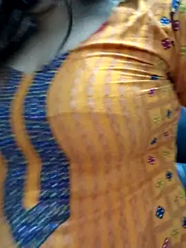 Snapshot of Ritusri_Dotta chatting on September 22, 2025, 5:30 pm Ritusri Dotta online show from September 22, 2025, 5:30 pm