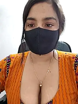 Snapshot of Ritusri_Dotta chatting on September 29, 2025, 2:40 am Ritusri Dotta online show from September 29, 2025, 2:40 am