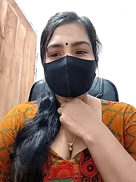 Snapshot of Ritusri_Dotta chatting on February 9, 2025, 4:07 pm Ritusri Dotta online show from February 9, 2025, 4:07 pm