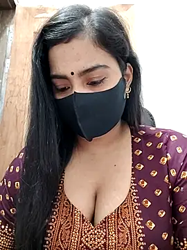 Snapshot of Ritusri_Dotta chatting on November 3, 2025, 5:49 pm Ritusri Dotta online show from November 3, 2025, 5:49 pm