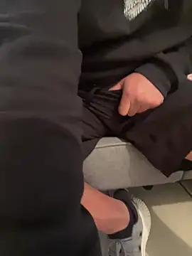 Snapshot of Piscislove chatting on March 4, 2026, 5:31 pm Piscislove online show from March 4, 2026, 5:31 pm