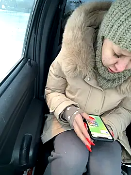 LikaCat online show from November 7, 2025, 2:05 am