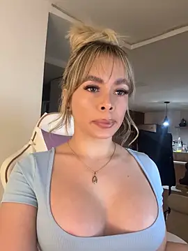 Alison Diaz17 online show from October 22, 2025, 11:14 pm