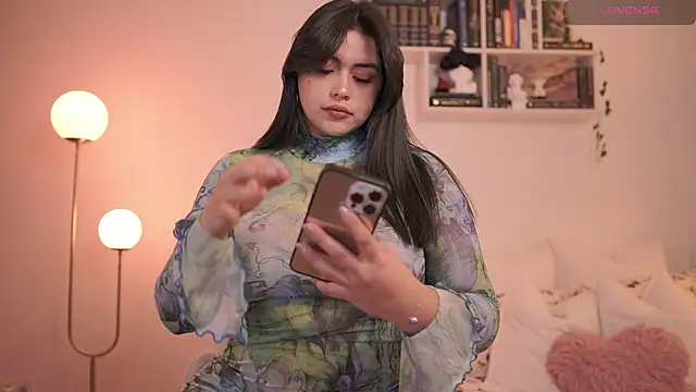 EmilyxRose - online show from February 17, 2025, 7:44 pm