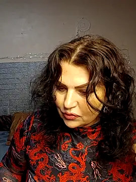 kataleya94 online show from February 12, 2026, 6:35 am