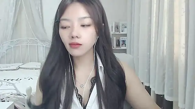 Jenny-Z online show from April 6, 2026, 1:45 am