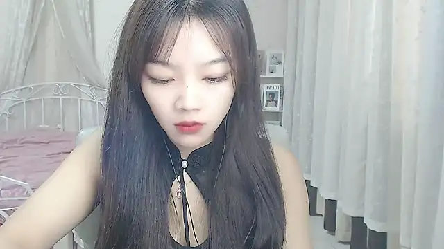 Jenny-Z online show from November 14, 2025, 2:04 am