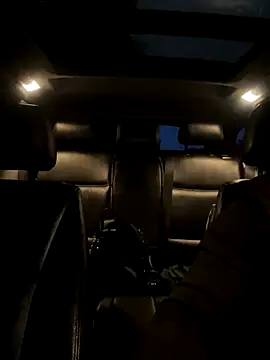 marianmin online show from October 18, 2025, 3:47 pm