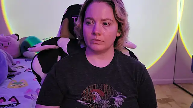 InternetFairy XO online show from February 28, 2025, 8:09 am