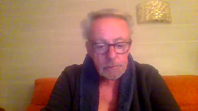 tuggy59 online show from March 19, 2026, 5:18 am