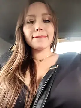 Snapshot of marena_saenz chatting on December 4, 2024, 7:28 pm marena saenz online show from December 4, 2024, 7:28 pm