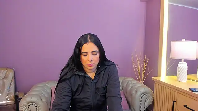 taylor bennet online show from October 20, 2025, 12:06 pm