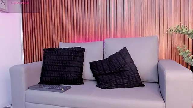 Alex cute77 online show from March 6, 2026, 12:22 pm