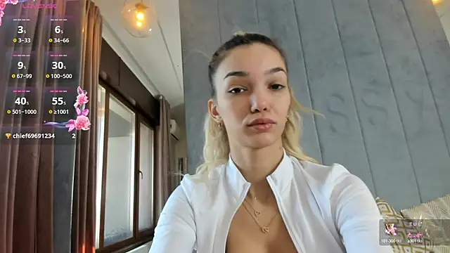 Sassy Teen online show from March 22, 2025, 9:24 am