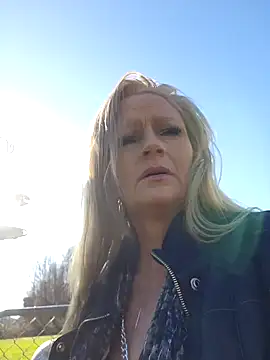 Snapshot of Southern_Bella chatting on December 1, 2024, 7:41 pm Southern Bella online show from December 1, 2024, 7:41 pm