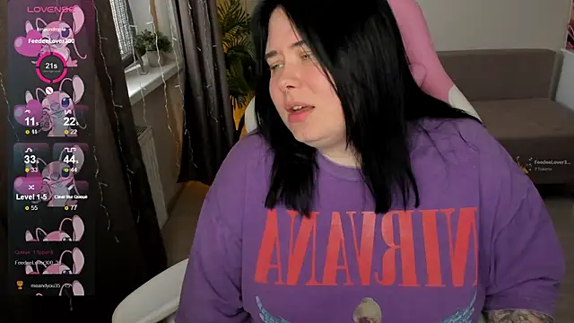 Snapshot of Akemi_BBW chatting on December 1, 2025, 7:09 am Akemi BBW online show from December 1, 2025, 7:09 am