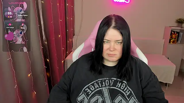 Akemi BBW online show from April 8, 2026, 6:48 am