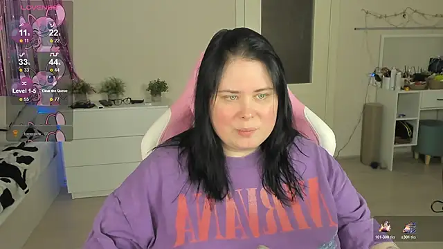 Akemi BBW online show from May 25, 2026, 5:22 pm