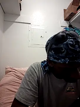 Snapshot of icyMike43 chatting on March 3, 2026, 8:10 am icyMike43 online show from March 3, 2026, 8:10 am