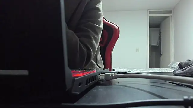 zoe jeane beker online show from February 11, 2025, 2:35 am