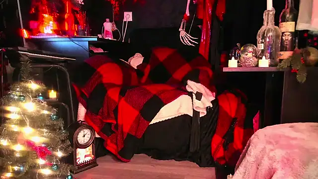 Snapshot of astarrot chatting on December 14, 2024, 11:01 pm astarrot online show from December 14, 2024, 11:01 pm