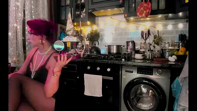 Snapshot of astarrot chatting on September 23, 2025, 8:49 pm astarrot online show from September 23, 2025, 8:49 pm