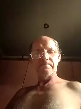 oksana722 online show from November 15, 2025, 6:28 am