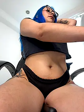 Snapshot of kaoticblue_ chatting on September 8, 2025, 7:35 pm kaoticblue online show from September 8, 2025, 7:35 pm