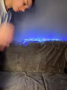 Snapshot of freiiaflower chatting on October 24, 2025, 7:46 pm freiiaflower online show from October 24, 2025, 7:46 pm