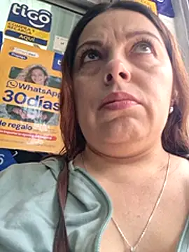 Snapshot of seherlatin chatting on February 4, 2026, 4:02 pm seherlatin online show from February 4, 2026, 4:02 pm