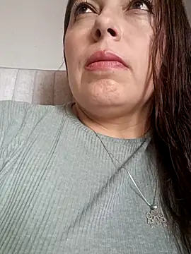 seherlatin online show from November 5, 2025, 5:27 pm