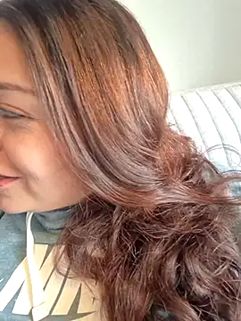 Snapshot of seherlatin chatting on February 10, 2026, 6:29 pm seherlatin online show from February 10, 2026, 6:29 pm