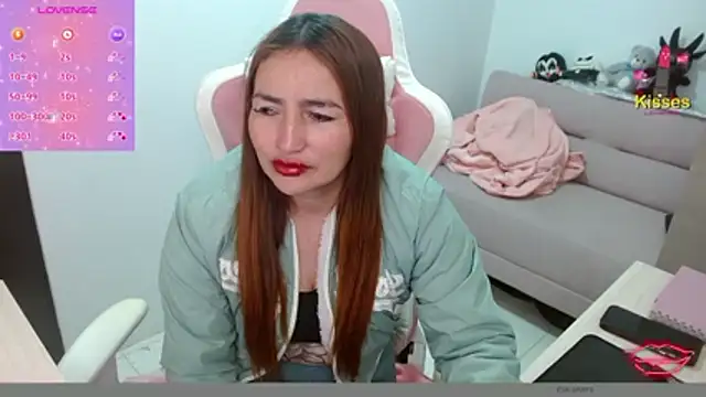 EVA GRAYS online show from March 4, 2026, 12:07 am