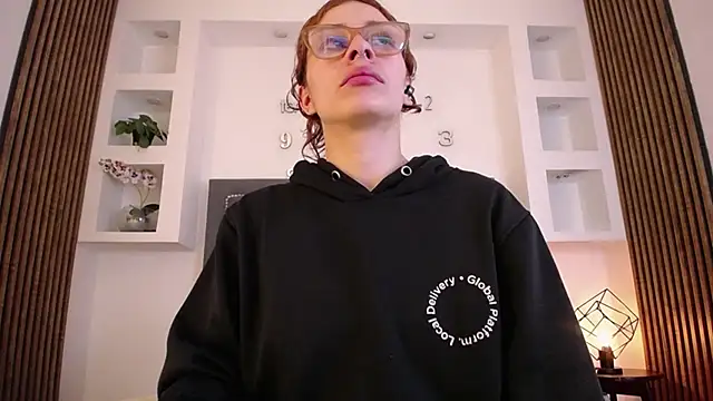 Katy Van online show from February 7, 2026, 8:28 pm