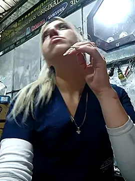 Snapshot of eva-2023 chatting on February 18, 2025, 9:20 pm eva-2023 online show from February 18, 2025, 9:20 pm