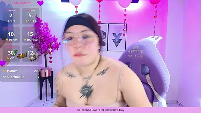 Isa reel online show from February 14, 2026, 8:09 pm