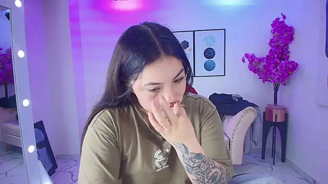 Isa reel online show from March 31, 2026, 7:49 pm