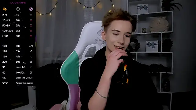  Rein ramm online show from December 14, 2025, 5:18 pm