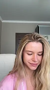 JessIsLove online show from April 21, 2026, 5:03 am